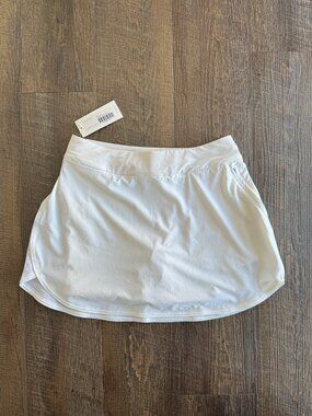 Outdoor Voices The Exercise 3" Skort in White - Size XS, NWT